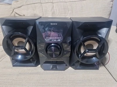 Sony MHC-EC619iP Compact Stereo Home Audio System CD iPhone Dock USB No Remote - Image 1 of 4
