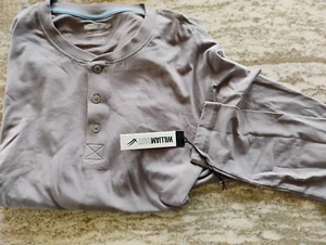 William Rast Long Sleeve Henley Tshirt Medium MINT FREE SHIPPING! - Picture 1 of 1