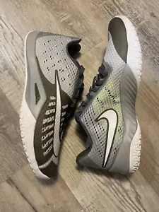 Nike Hyperlive Style# 819663-010 Size 11.5 New/ Dead Stock - Picture 1 of 10