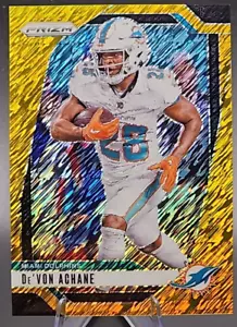De'Von Achane /10 2024 Panini Prizm Gold Shimmer Miami Dolphins SSP - Foto 1 di 6