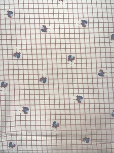 72” x 60" - Red windowpane fabric w/ Blue Flowers Unbranded - Picture 1 of 2