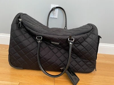 Vera Bradley вещевой чемодан на колесиках ручная кладь стеганая черная микрофибра - Изображение 1 из 4