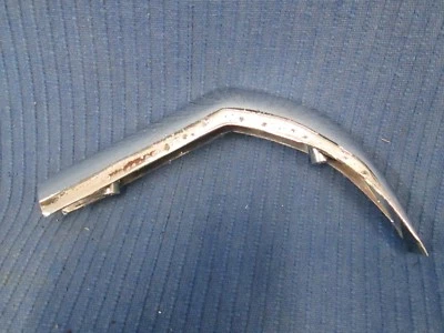 Oldsmobile Super 88 Dynamic 88 1963 moldura cromada OEM #5953959 Foto 1 de 4