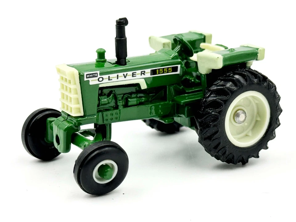 1/64 Oliver 1555 Wide Front  - Image 1 of 1