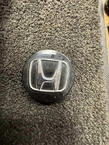 HONDA PILOT WHEEL RIM CENTER CAP HUBCAP LOGO COVER OEM 2019 - 2021 - Picture 1 of 2