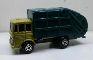 Maisto COE Style Garbage/Refuse Truck / Moving Parts CHINA/ LOOSE - Picture 1 of 5