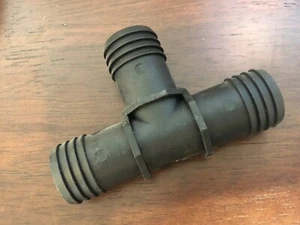 Hydro Flow Barbed Tee 1" Hydroponics Fittings - Picture 1 of 1