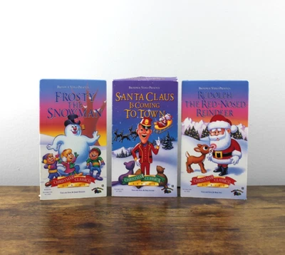 LOT OF 3 Christmas Classics VHS Tapes Broadway Frosty Rudolph Santa Claus KIDS - Image 1 of 4