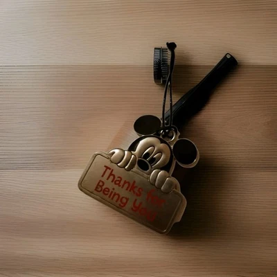Mickey Pewter Ornamento Disney Sello “Gracias por Ser Tú” Navidad Foto 1 de 2