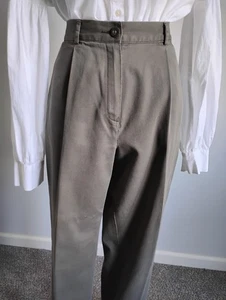 L. L. Bean Vintage 100% Cotton Army Green Pleat Front Elastic Waist Pants 12 Pet - Picture 1 of 13