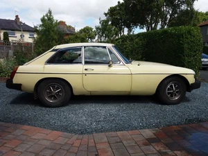 MGB GT, reliable runner, tax exempt, 7 months MOT, leather seats - Picture 1 of 12