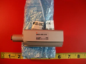 SMC MKB20-20RZ-X742 Rotationsklemme MKB20 20RZ X742 Max Presse 1,0 MPa Feder Neu - Bild 1 von 3