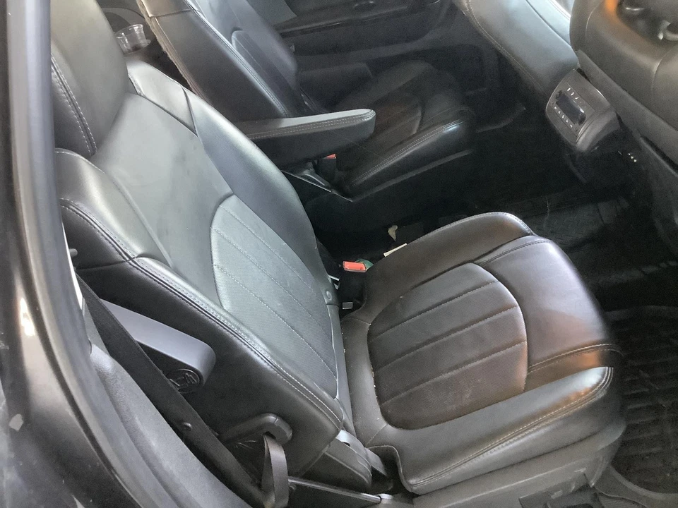 Used Seat Rear fits: 2016 Chevrolet Traverse  Grade A - Image 1 of 4