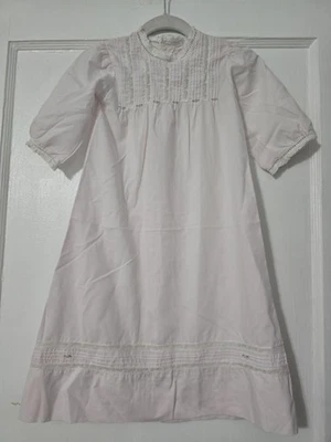 Vestido sin marca Heirloom rosa encaje recortado recién nacido botones espalda Foto 1 de 4