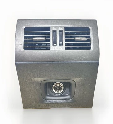 07-12 LEXUS LS460 LS600H CENTER CONSOLE REAR AIR VENT POWER OUTLET BLACK 👍 OEM - Imagem 1 de 4