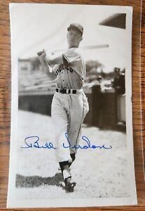 Bill Virdon (d.2021) MLB Pittsburgh Pirates Autographed Vintage Postcard 