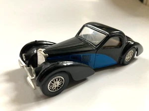 Solido 1:43 Bugatti 57S Atalante 1939, schwarz/ dunkelblau - Bild 1 von 5
