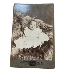Vintage Baby Portrait Photo Picture Fur Blanket Cardboard 6.5" x 4.25" - Picture 1 of 4