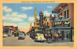 Vintage Postcard - Posted / 1943 - FREMONT STREET, LAS VEGAS NEVADA LINEN 1 CENT - Picture 1 of 2