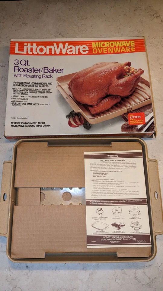 LittonWare Microwave Ovenware 3.75 Quart Roaster/Baker with Roasting Rack New - Image 1 of 4