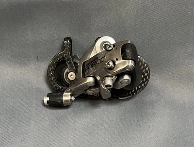 SRAM Force 后变速器公路自行车碳短笼 2x 10 速 28T 最大 173 克 — 第 1/4 张图片