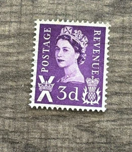 Queen Elizabeth II Postage Stamp 3d Purple Great Britain GB-24 - Picture 1 of 2