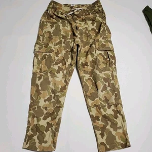 GAP Kids Camouflage Print Cargo Pants Size Small 6/7 Elastic Waistband - Picture 1 of 5