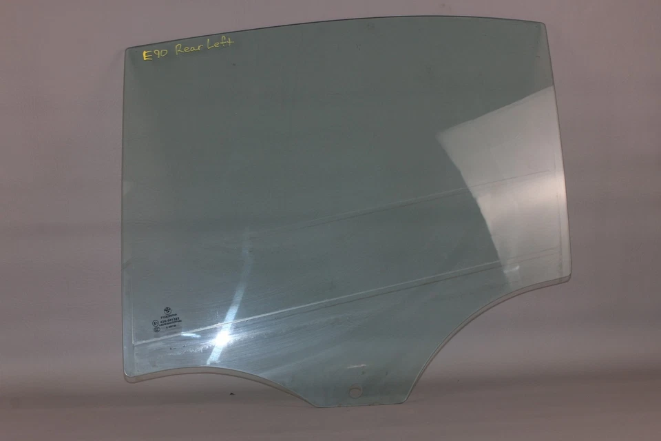 2009-2011 BMW 328I XDRIVE E90 LCI - задняя левая дверь стекло окна 7060267 - Изображение 1 из 4