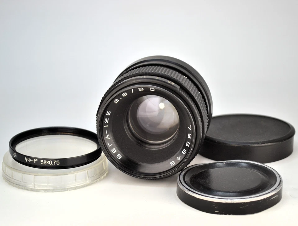 SERVICED! GREY BLADES! SOVIET USSR VEGA-12B f2.8/90 LENS, for KIEV-6S/KIEV-60 - Image 1 of 4