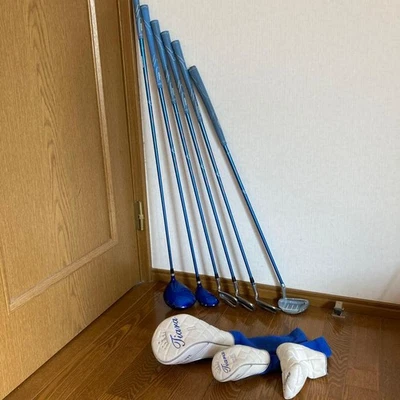 Wilson Tiara LS Damen Golfschläger Set 6-teilig komplett mit Bezügen Rechtshand - Bild 1 von 4