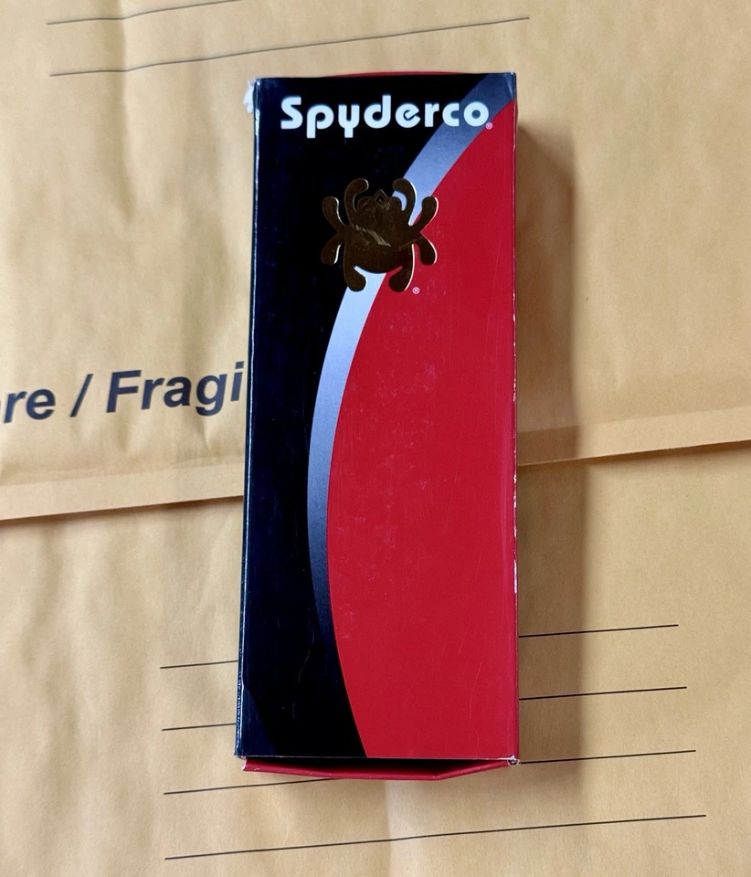 Spyderco M390 C81GPRD2 Paramilitary 2 Pocketknife - Red