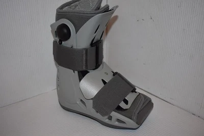 DJO Donjoy Aircast AirSelect Standard Walking Brace Boot X-Small - Image 1 of 4