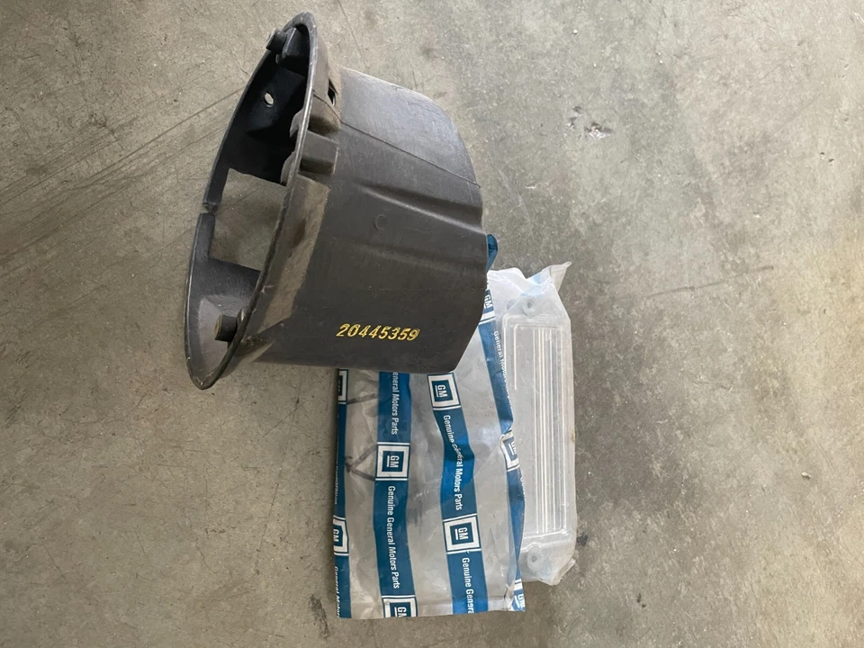 Bolsillo de llenado de tanque de combustible GM para Chevy Cavalier Pontiac Sunbird J2000 Sunbird Foto 1 de 1