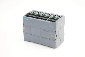 Siemens simatic S7-1200 6ES7 215-1AF40-0XB0 ( 6ES7215-1AF40-0XB0 ) E14 - Bild 1 von 4