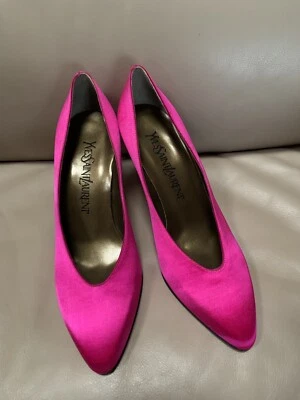 YVES SAINT LAURENT заостренный носок ярко розовый атласный насос ~ размер 6 М новый ~ заказ окрашенный ~ новый в коробке - Изображение 1 из 4