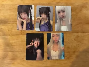 EVERGLOW `ZOMBIE` PHOTOCARDS - Picture 1 of 6
