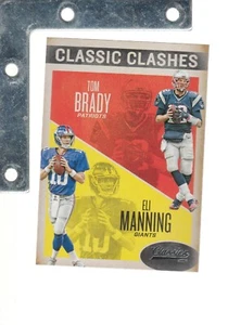Panini Classics #18 2016 Tom Brady Clashes inserto Eli Manning casi nuevo + Patriotas - Imagen 1 de 1