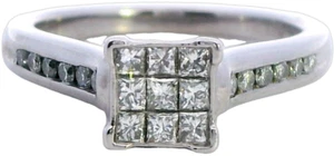 Exquisite 10ct White Gold Diamond Ring - "A Valentine's Jewel" - Picture 1 of 16