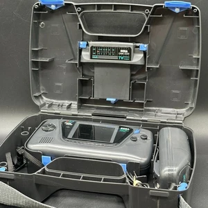 Sega Game Gear in Koffer inkl. Zubehörpaket - Bild 1 von 3