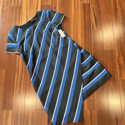 Nuevo Nuevo con etiquetas Vestido Cynthia Steffe Azul Negro Rayas Manga Corta Ropa de Hombre Estampado Talla 6 Foto 1 de 4