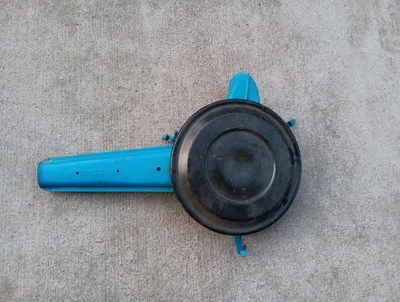 Conjunto de filtro de aire Fiat 850 Spider 1969 DGM5532 S OEM. Buen estado  Foto 1 de 4