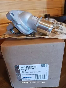 Genuine GM 12673413 Thermostat Housing Assembly - Picture 1 of 4