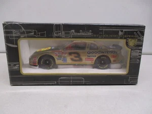 1997 Brookfield Dale Earnhardt GM Goodwrench Bass Pro Shops 1/25 - Picture 1 of 2
