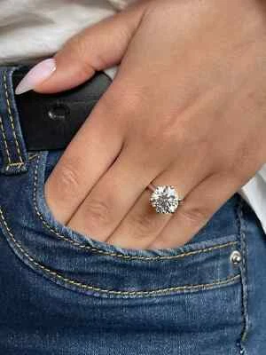 FLAWLESS Lab Grown 5 Ct IGI Certified F Color VVS2 Clarity Round Ideal Cut Ring - Image 1 of 4