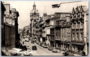 Postcard RPPC Hawick England High Street Roxburghshire Old Cars Shops Signs - Bild 1 von 2
