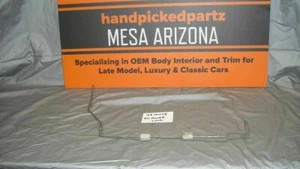 Chevrolet Monte Carlo 1973-1977 carrocería A derecha juego de barras de bloqueo de puerta eléctrica - Imagen 1 de 2