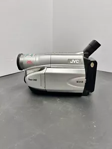 JVC GR-SXM37U Compac S-VHS Camcorder 25x Optical 1000x Digital Zoom UNTESTED - Picture 1 of 7