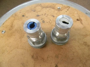 Hubbell F2 cavo dritto antistrappo sollievo 1/2" con dado e adattatore (lotto di 2) - Foto 1 di 3