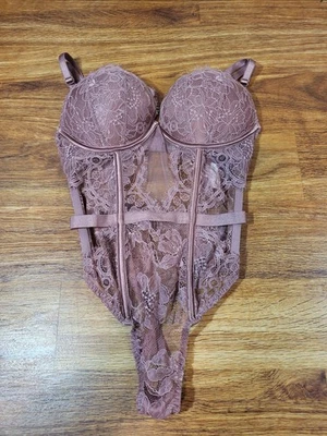 NUEVO CON ETIQUETAS Victoria’s Secret Muy Sexy Bombshell Añadir 2 Tazas Sujetador Rosa Encaje Peluche Talla XS Foto 1 de 4
