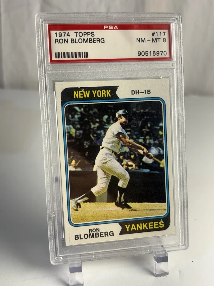 1974 TOPPS #117 RON BLOMBERG YANKEES PSA 8 - Image 1 of 4